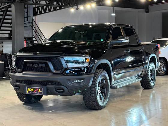 RAM 1500 5.7 V8 GASOLINA REBEL CD 4X4 AUTOMÁTICO